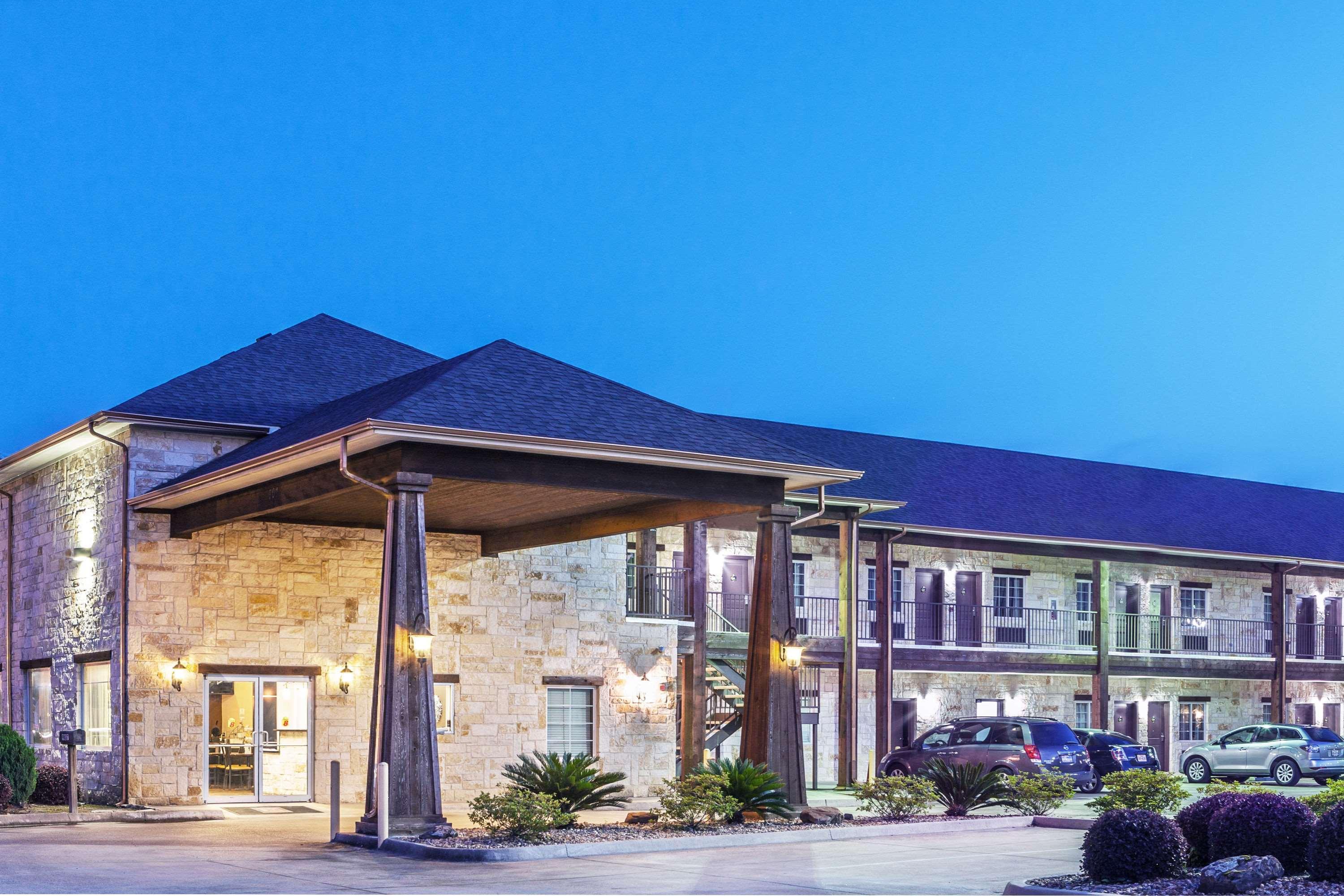 Super 8 By Wyndham Center Motel Bagian luar foto