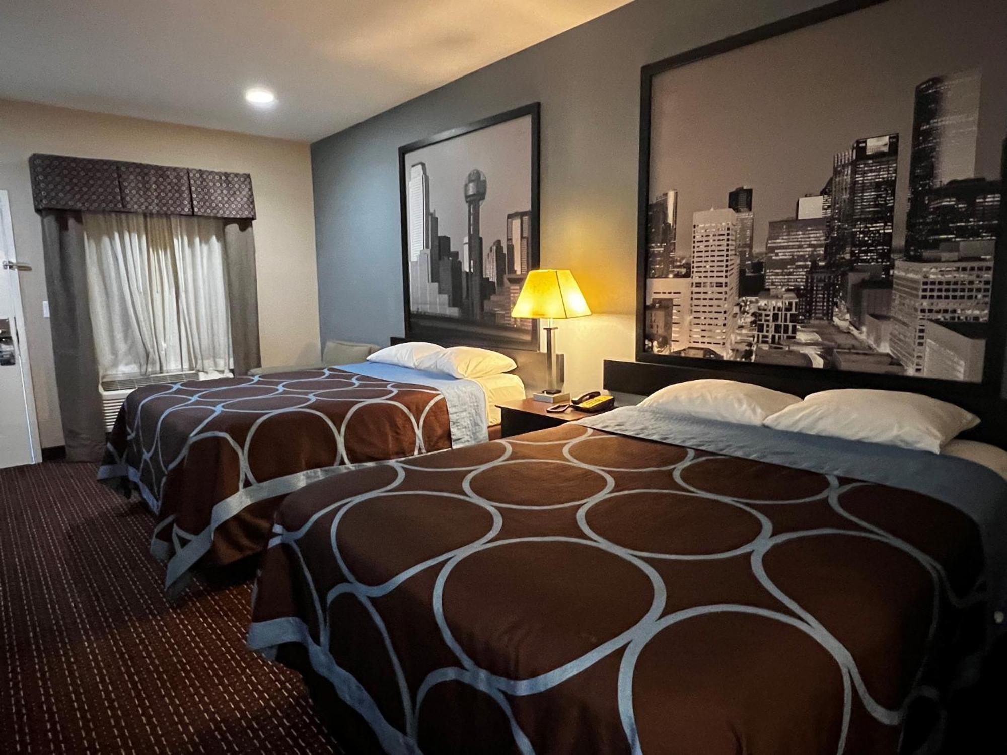Super 8 By Wyndham Center Motel Bagian luar foto