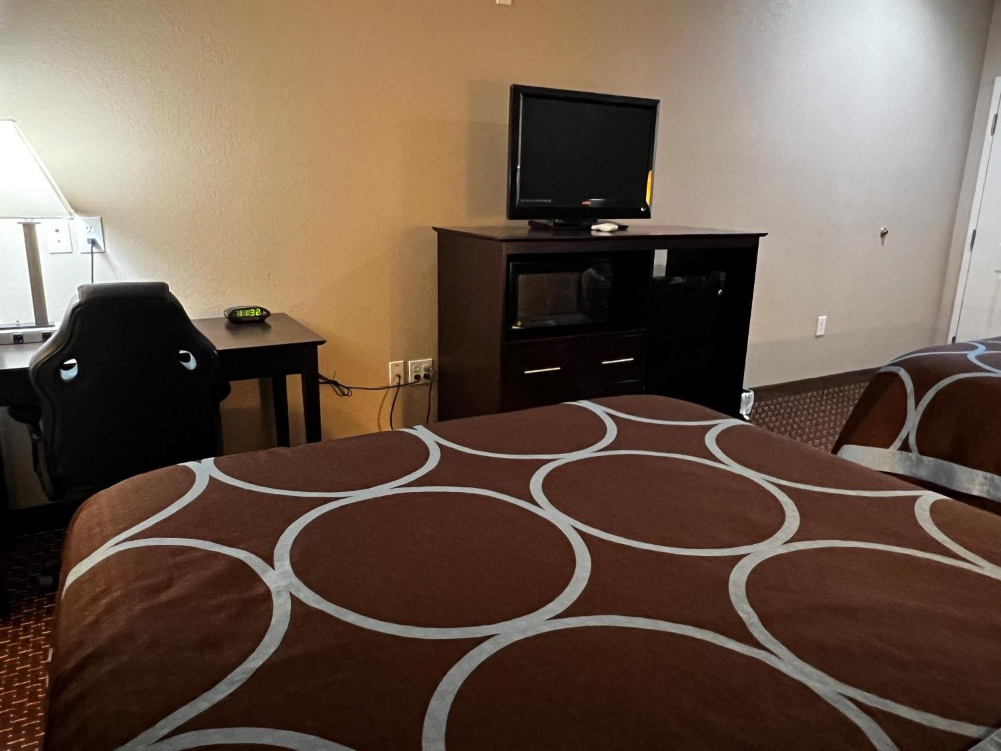 Super 8 By Wyndham Center Motel Bagian luar foto