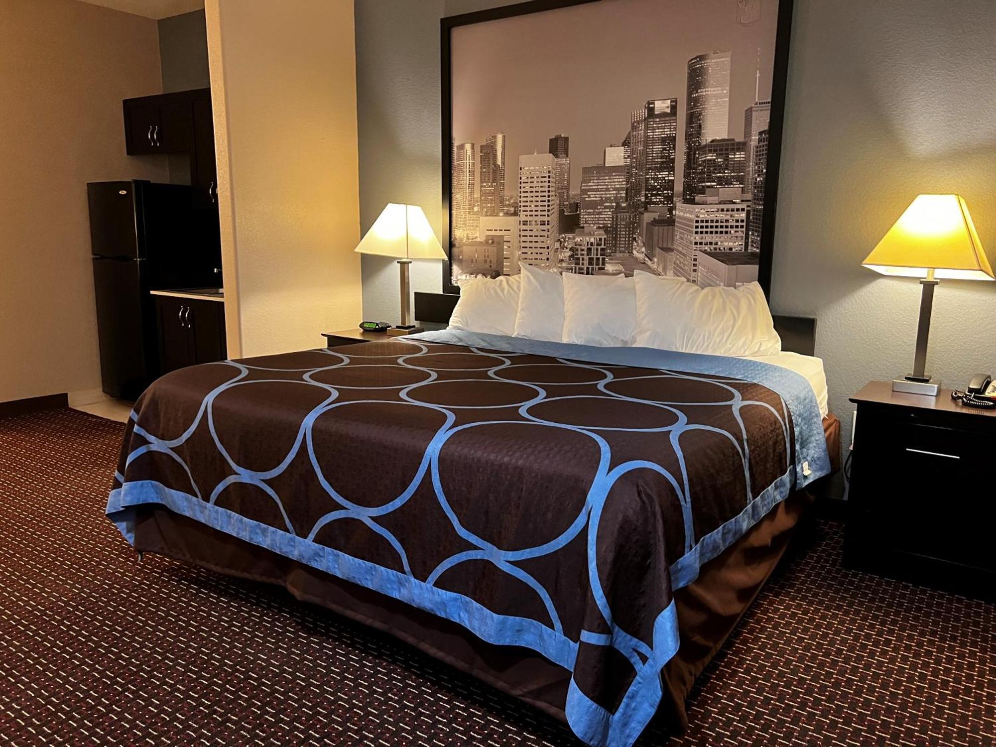 Super 8 By Wyndham Center Motel Bagian luar foto